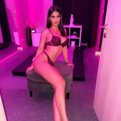 Éden Cleo, Masszázs XIII. kerület, 22 év Nő XIII. kerület Budapest Magyarország, +36300912426